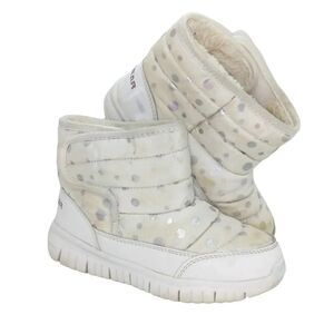 HobiBear Girls Siler & White Waterproof Shearling Lined Boots - Size 2.5